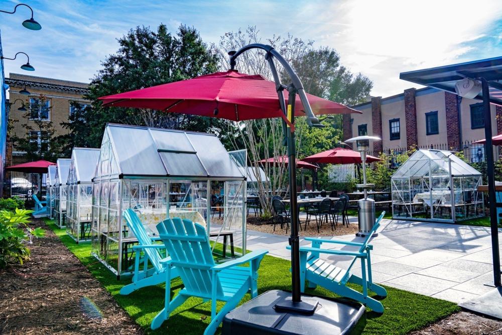 Last Resort Grill, Patios