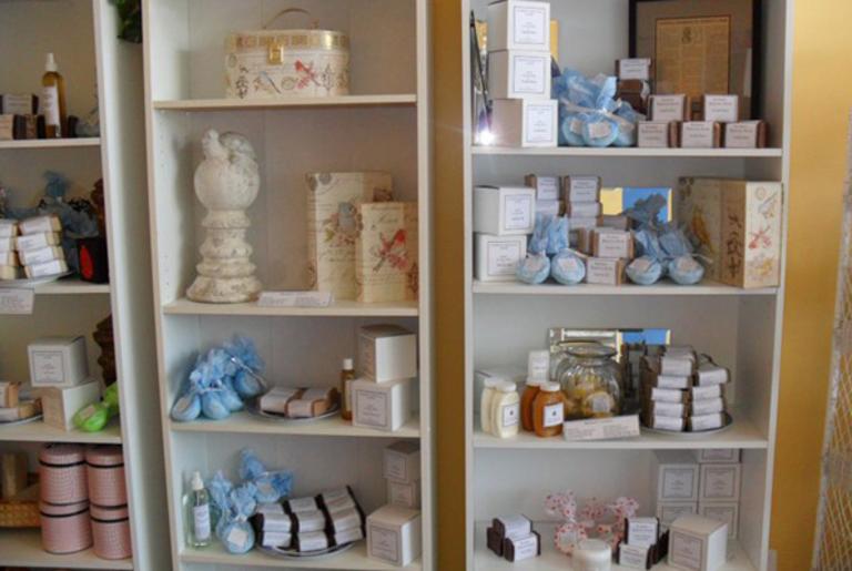 Andree's Essential Soaps Athens 4