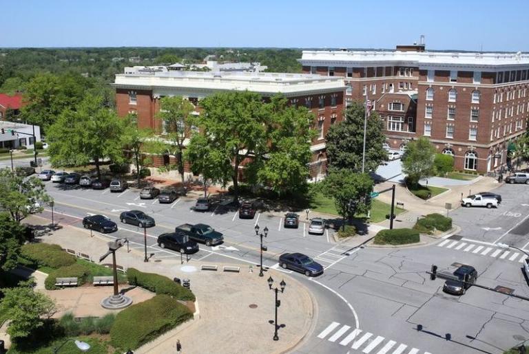 College and Washington