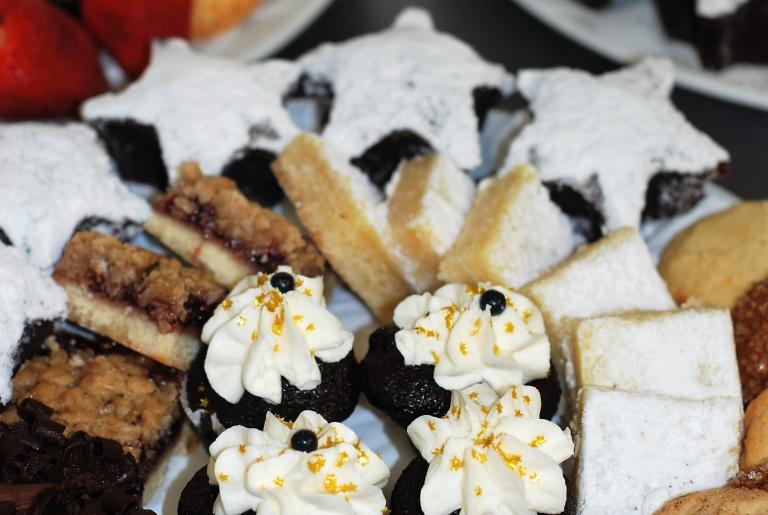 Dessert trays