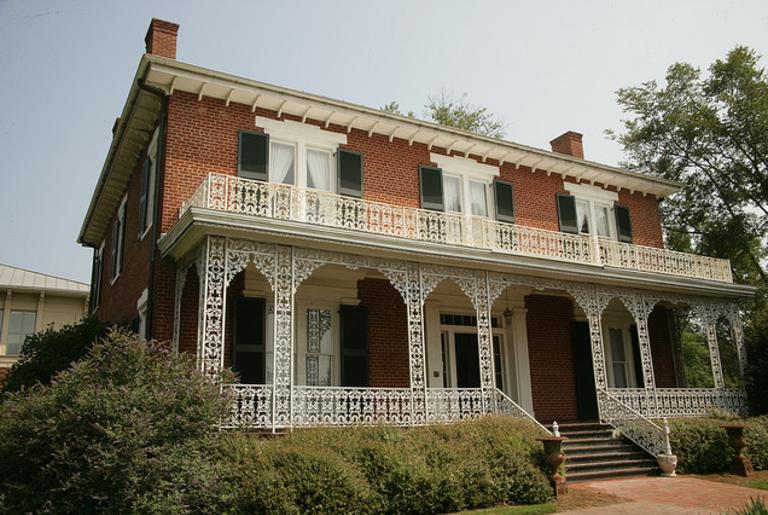 Lyndon House Arts Center