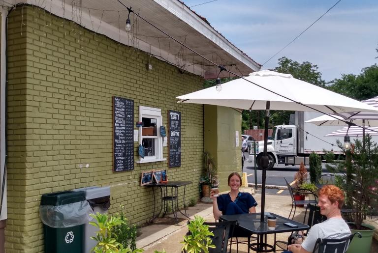 Sips outdoor seating