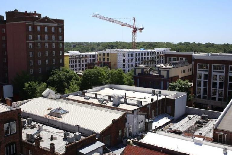 Skyline with crane