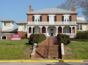 Ware Lyndon House and Arts Center
